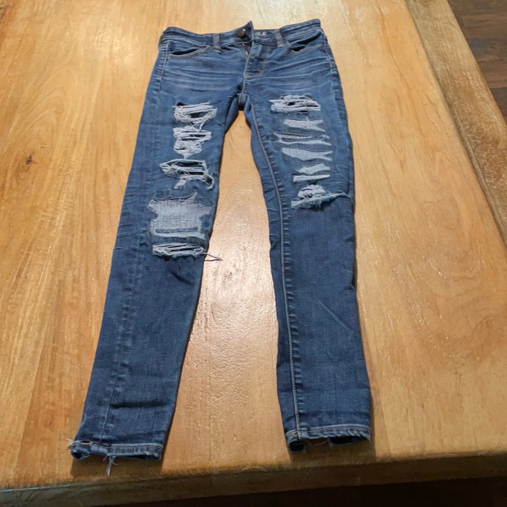 American eagle dark blue jeans